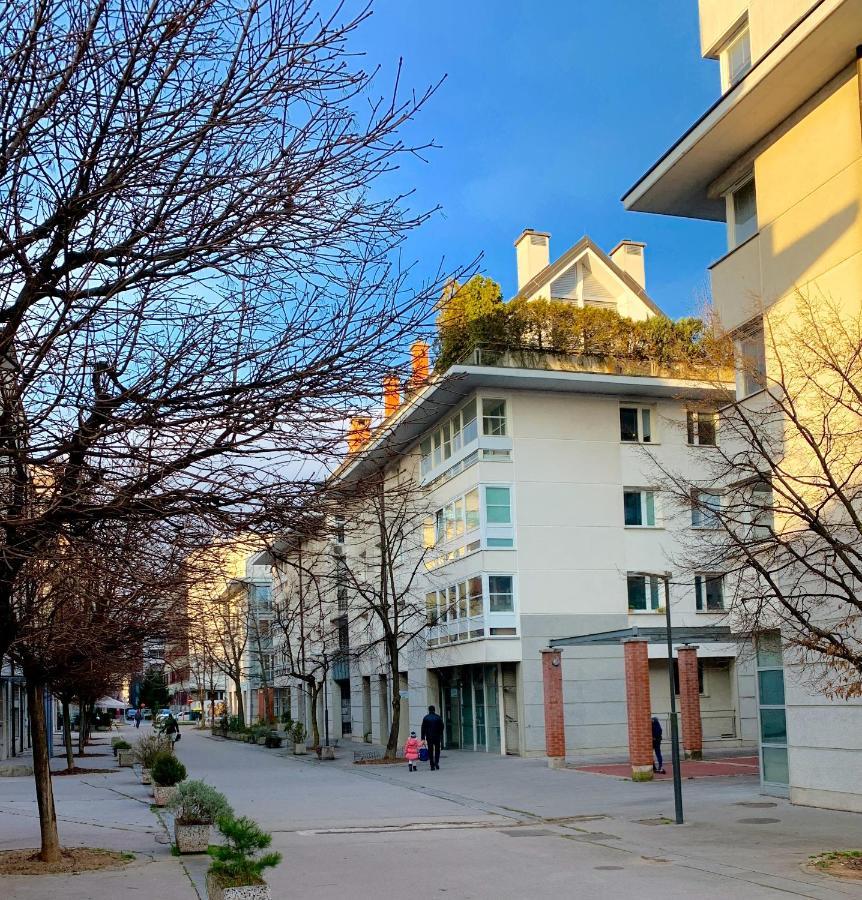 Sun Room **** Ljubljana Bagian luar foto